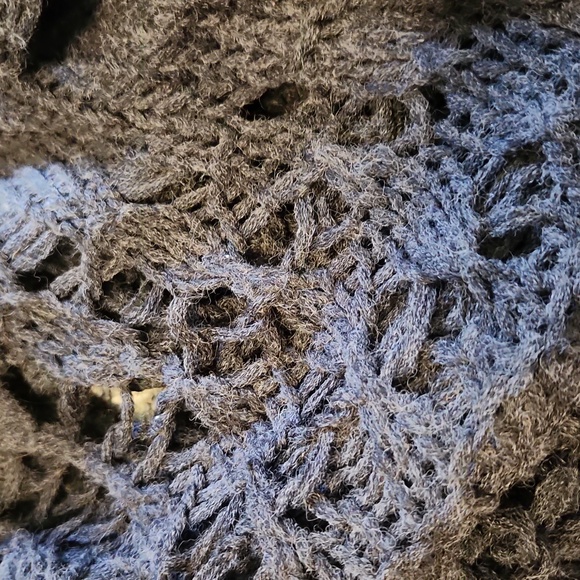 Cardigan/sweater by Willow & Clay - Picture 12 of 12